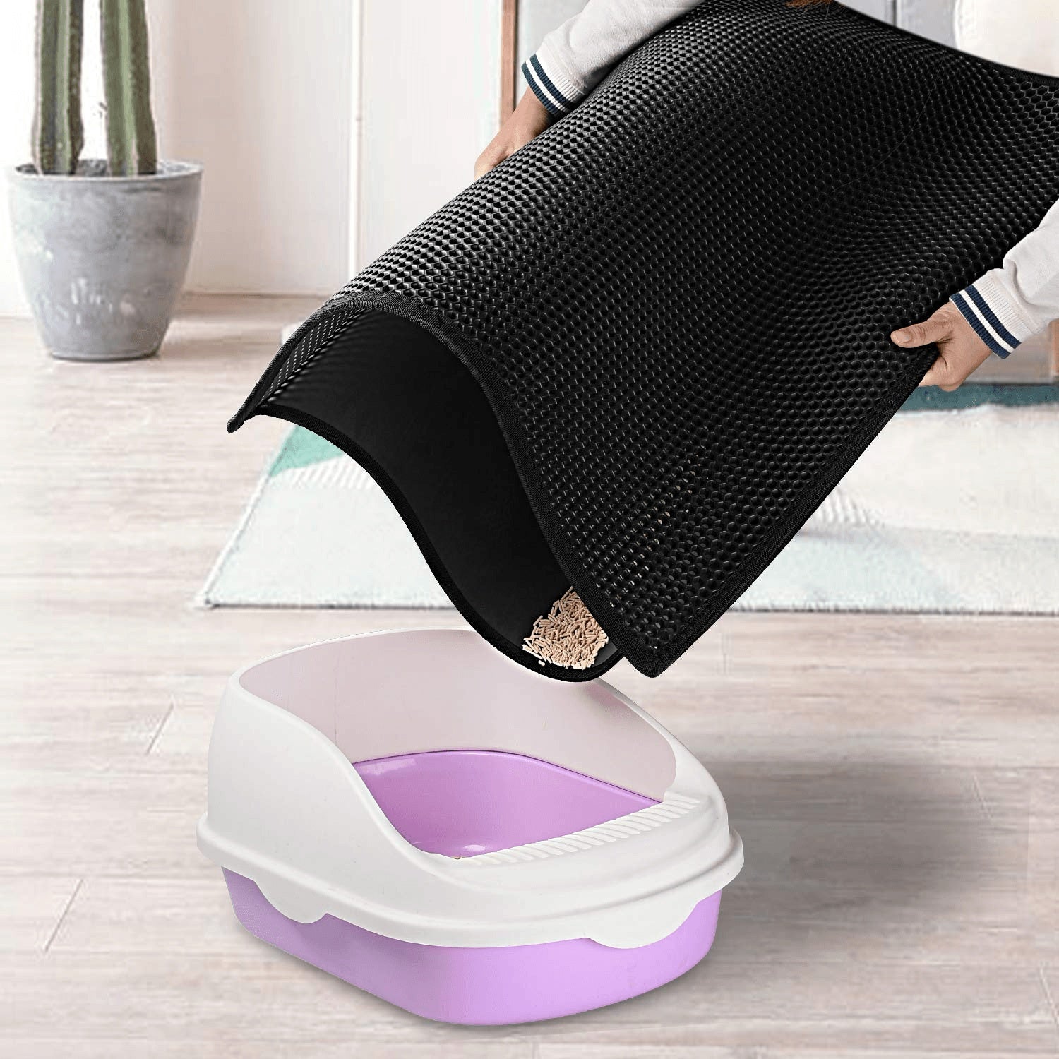 PawCatch™ – Waterproof Honeycomb Cat Litter Mat (24" x 15")